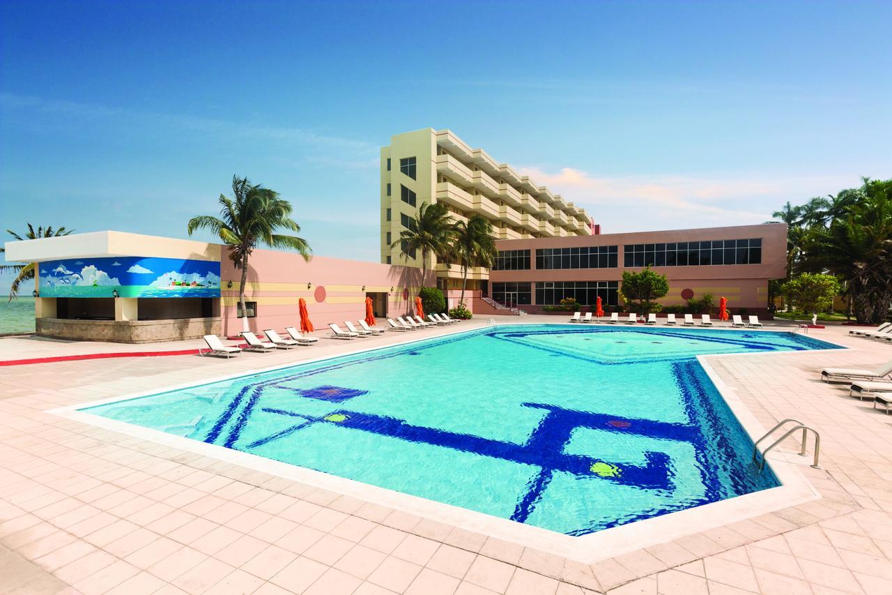 Ramada By Wyndham Princess Belize City Kültér fotó